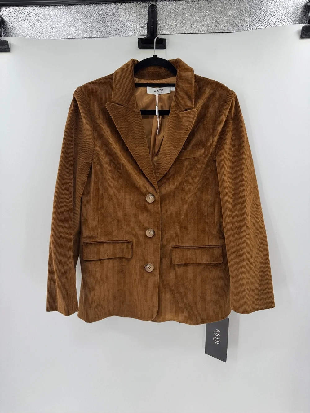 ASTR the Label Women's Boyfriend Blazer - Camel Corduroy - Medium - NWT